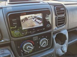 FIAT 1x Ducato 1x Opel Movano 18 SS in Stock