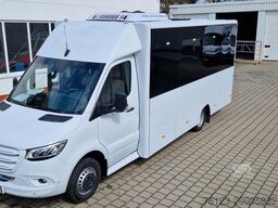 MERCEDES-BENZ 30 Sitzer Schul- Transferbus 519 Lagerfahrzeug