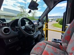 MERCEDES-BENZ 30 Sitzer Schul- Transferbus 519 Lagerfahrzeug