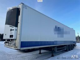 Schmitz Cargobull box semi-trailer with refrigeration/freezer unit