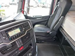 IVECO AS440S46T/P 2LNG