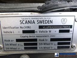 Scania P124-420 6x2 vacuum tank 10.5 m3