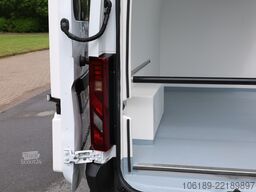 Nissan Nissan Interstar N-Connecta EV L2H2