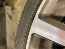 Pirelli *Brock velgen met Pirelli banden *235/35 ZR19