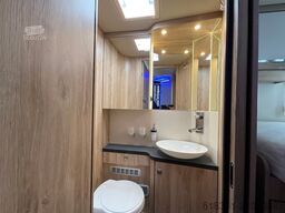 EURA MOBIL INTEGRA LINE IL 720 EB, Automatik, 4,4 t, 180 PS