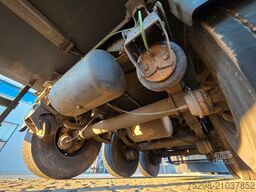 SCHMITZ CARGOBULL SKO 24/L - 13.4 FP 45 COOL / Rolltor / Thermo Ki