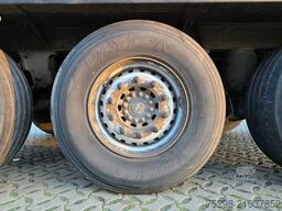 SCHMITZ CARGOBULL SKO 24/L - 13.4 FP 45 COOL / Rolltor / Thermo Ki