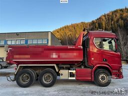 Scania R650 6x4 tipper truck with Sørling triple-axle tra