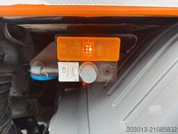 MERCEDES-BENZ Atego Kehrmaschine FAUN 6R/L RHD