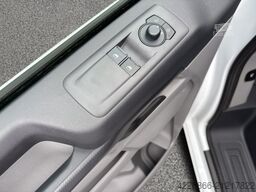 FORD TRANSIT CUSTOM EMOTOR E 320 L1 TREND RWD