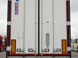 SCHMITZ CARGOBULL CH?ODNIA / THERMO KING SLX 300 / DOPPELSTOCK /