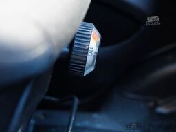 IVECO DAILY 35-150 / KONTENER 4,2 M / WINDA-750kg / BL