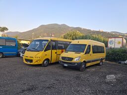 Mercedex 518 Scuolabus