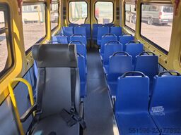 Mercedex 518 Scuolabus