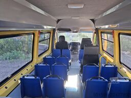 Mercedex 518 Scuolabus