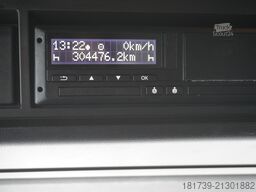 MAN TGX 18.510 4×2 tractor unit / Sleeper ca