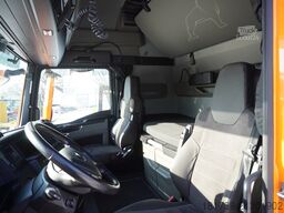 MAN TGX 33.580 6x4 tractor unit / GVM 70 t