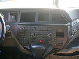 MAN TGX 33.580 6x4 tractor unit / GVM 70 t