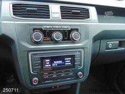 VW Caddy 2.0 TDI 4Motion -Klima-