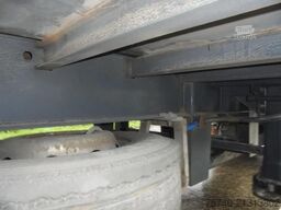 Renders RMAC 9.9 2 AXLE + Combi