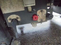 Renders RMAC 9.9 2 AXLE + Combi