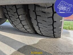 Mercedes-Benz Antos 1827