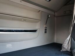 DAF XF530 SSC ACC LDWS Standklima Xenon Navi