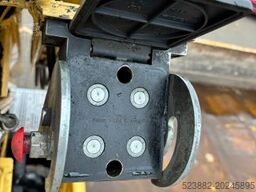 MERCEDES-BENZ Arocs 1848 4x4*FUNK*MKG HLK125*3x Ausschübe*TOP