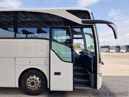 Mercedes-Benz Tourismo