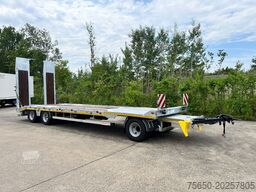 Möslein T 3-8,20 P VB H1  3 Achs Tieflader mit gerader Ladefläche 8,10 m, Neufahrzeug