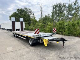 Möslein T 3-8,20 P VB H1  3 Achs Tieflader mit gerader Ladefläche 8,10 m, Neufahrzeug