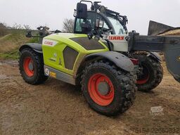 CLAAS Scorpion 7050