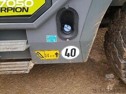 CLAAS Scorpion 7050