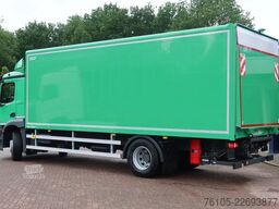 Mercedes-Benz Actros 1824 L Bakwagen + Laadklep 2000 kg