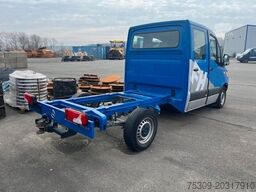 MERCEDES-BENZ TEILEVERKAUF Sprinter 215 DoKa Motor&Getriebe ok