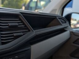 VOLKSWAGEN T6.1 9-Sitzer Kombi *AUTOMATIK* *LANG!* AHK NAVI