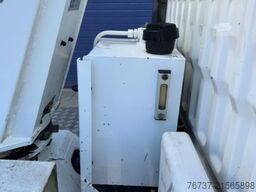 Nissan Cabstar **LOW MILEAGE-10 METER LIFT**