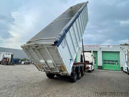 Stas TOP CONDITION  48m3, disc breaks, AIR SUSP, SAF...