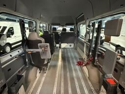 VOLKSWAGEN Crafter 6 Sitze AMF BRUNS ROLLSTUHL KLIMA PDC