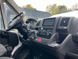 PEUGEOT Boxer 2,2 Blue-HDI Maxi Koffer Hebebühne