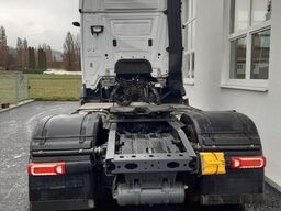 MERCEDES-BENZ Actros 1843LS Stream 2,30 Retarder