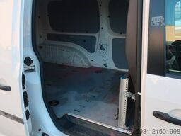 VW Nr.38 Caddy Maxi 1.Hand / Klima / Tempomat /