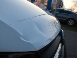 VW Nr.38 Caddy Maxi 1.Hand / Klima / Tempomat /