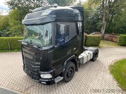 DAF XF 530 FT BL Retarder Standklima Corner View ACC