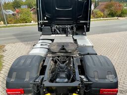 DAF XF 530 FT BL Retarder Standklima Corner View ACC