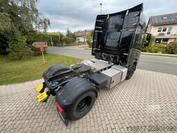 DAF XF 530 FT BL Retarder Standklima Corner View ACC