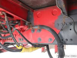 Epsilon E125Z mit Hydraulikpumpe und Öltank