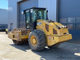 Caterpillar CP64