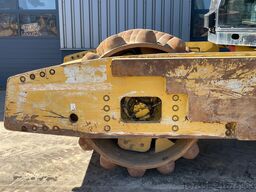 Caterpillar CP64