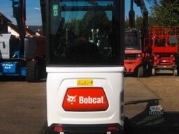 BOBCAT E 19 * 2x Löffel * Verstellausleger vgl 16 17 20